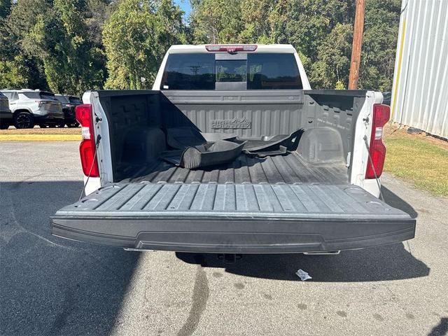 Photo of 2021 Iridescent Pearl Tricoat Chevrolet Silverado 1500
