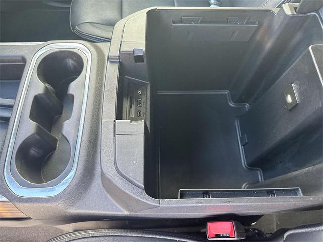 Photo of 2021 Iridescent Pearl Tricoat Chevrolet Silverado 1500