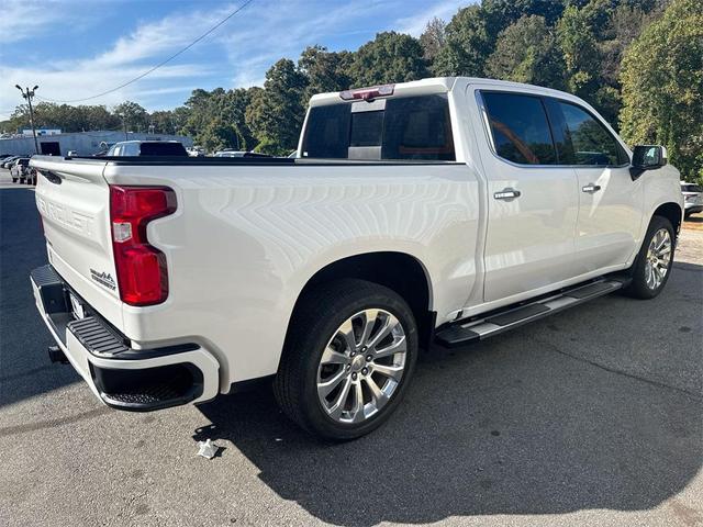 Photo of 2021 Iridescent Pearl Tricoat Chevrolet Silverado 1500