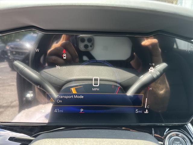 Photo of 2025 Mosaic Black Metallic Chevrolet Trax