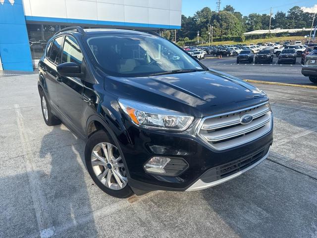 Photo of 2018 Shadow Black Ford Escape