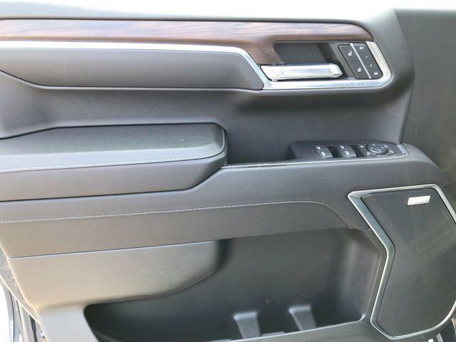 Photo of 2023 Pacific Blue Metallic GMC Sierra 1500