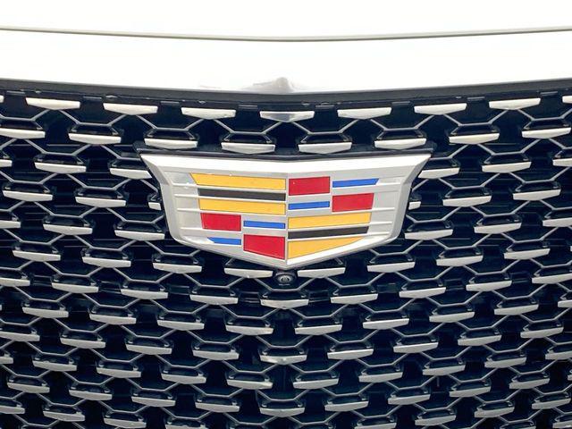Photo of 2023 Crystal White Tricoat Cadillac Escalade ESV