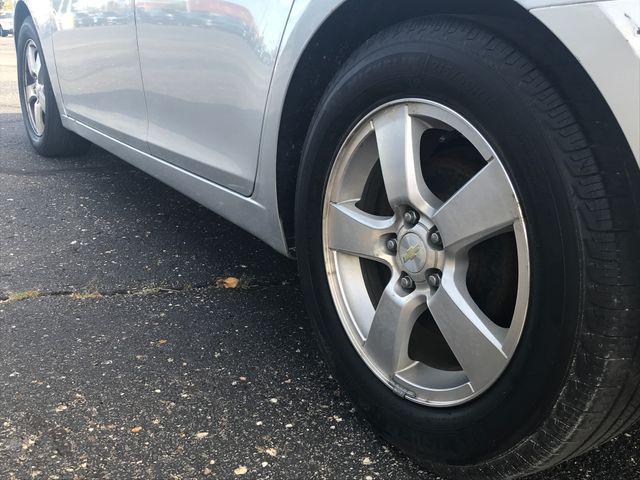 Photo of 2014 Silver Ice Metallic Chevrolet Cruze