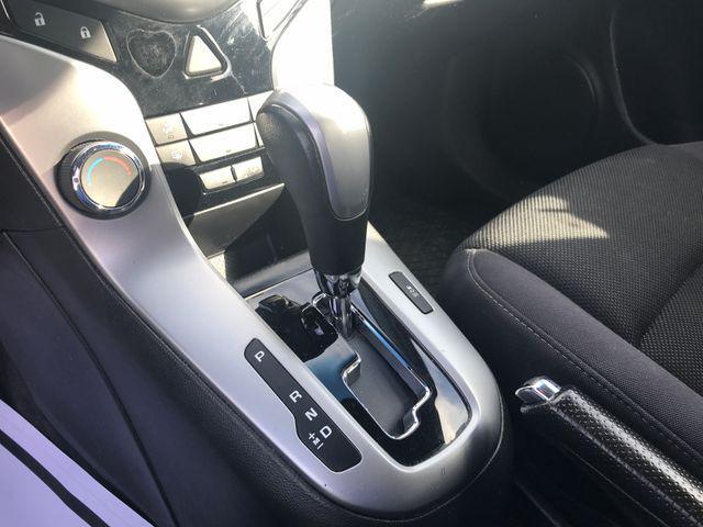 Photo of 2014 Silver Ice Metallic Chevrolet Cruze