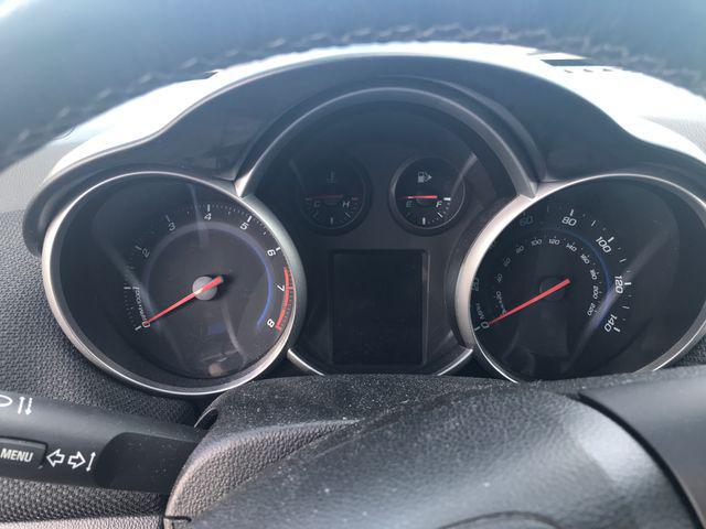 Photo of 2014 Silver Ice Metallic Chevrolet Cruze
