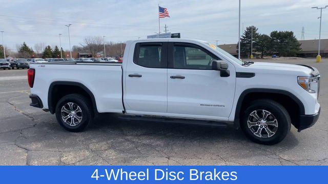 Photo of 2019 Summit White GMC Sierra 1500