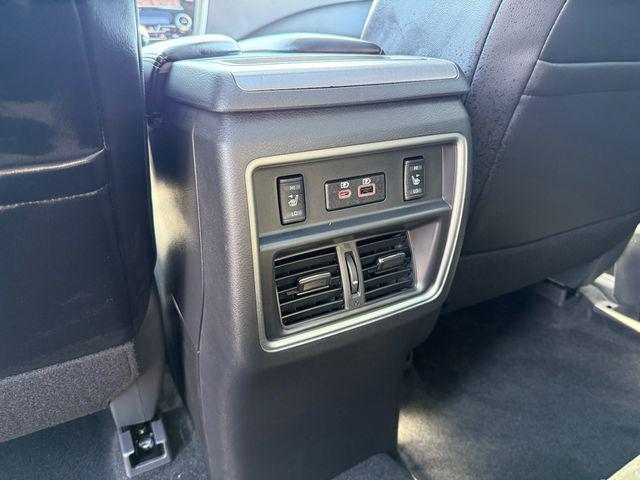 Photo of 2024 Super Black Nissan Murano