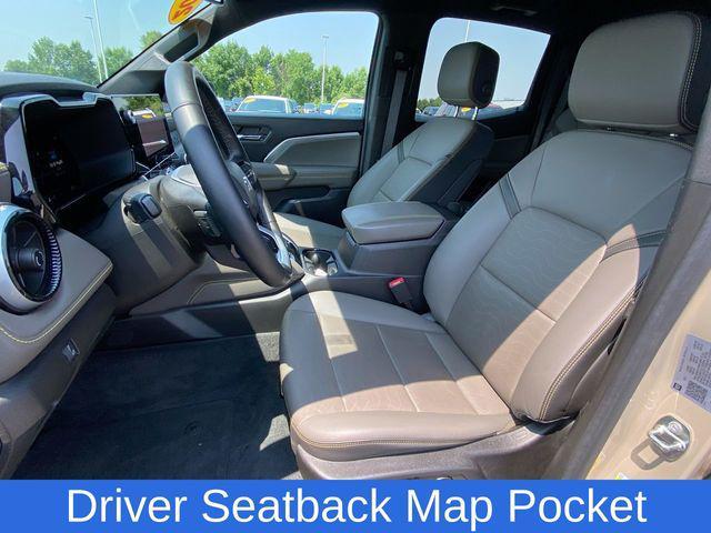 Photo of 2023 Sand Dune Metallic Chevrolet Colorado