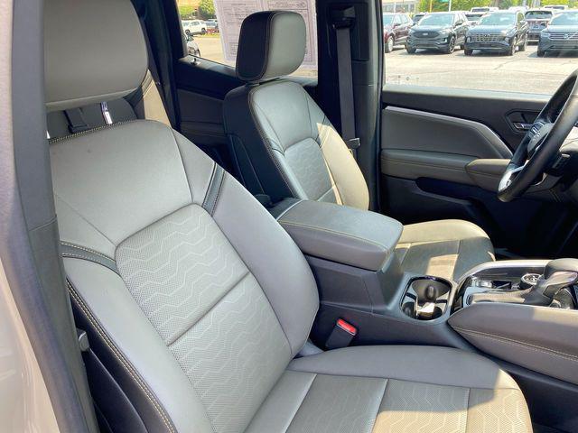 Photo of 2023 Sand Dune Metallic Chevrolet Colorado