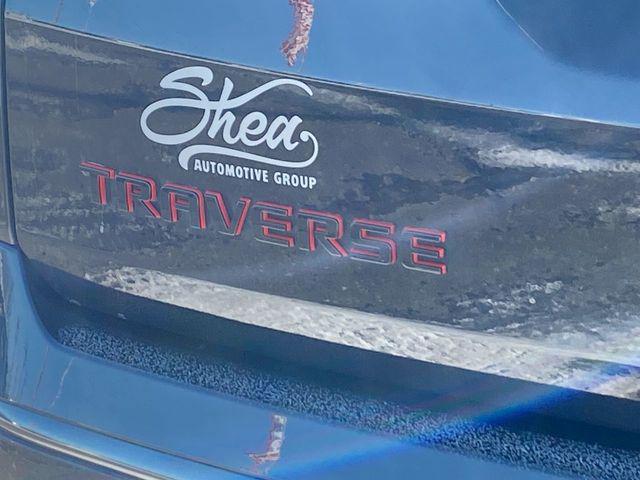 Photo of 2023 Mosaic Black Metallic Chevrolet Traverse