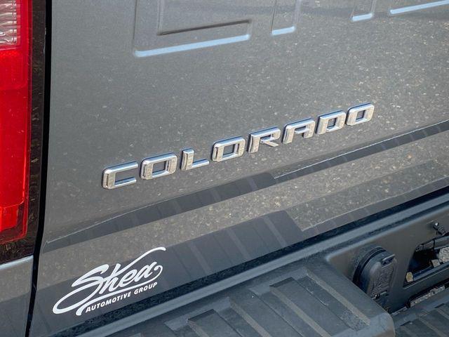 Photo of 2022 Satin Steel Metallic Chevrolet Colorado