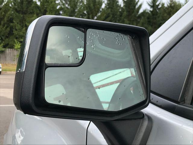 Photo of 2019 Silver Ice Metallic Chevrolet Silverado 1500