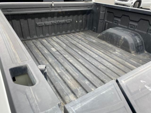 Photo of 2021 White Frost Tricoat GMC Sierra 1500