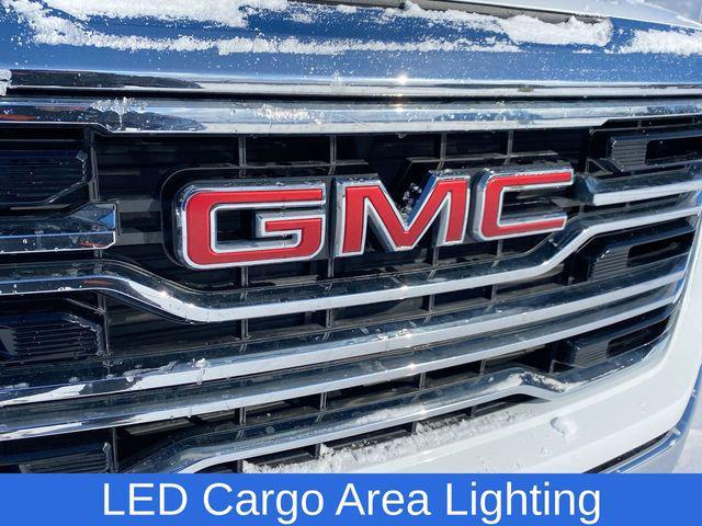 Photo of 2023 Summit White GMC Sierra 1500