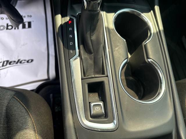 Photo of 2022 Mosaic Black Metallic Chevrolet Equinox