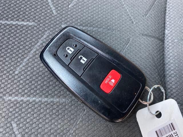 Photo of 2023 Ice Cap Toyota RAV4