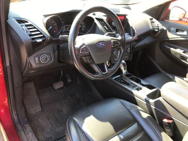 Photo of 2019 Ruby Red Ford Escape