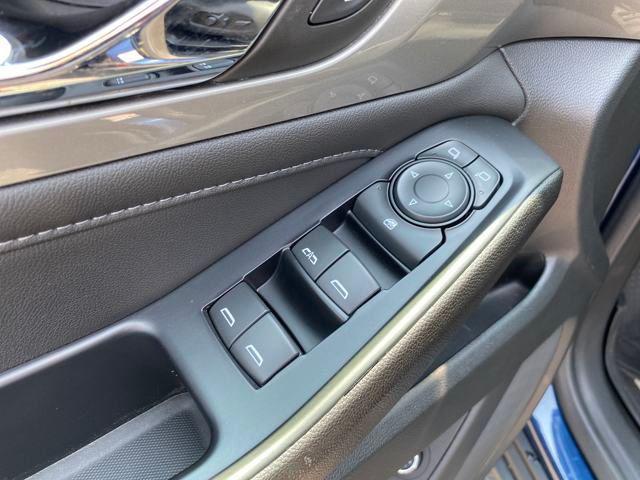 Photo of 2023 Northsky Blue Metallic Chevrolet Traverse
