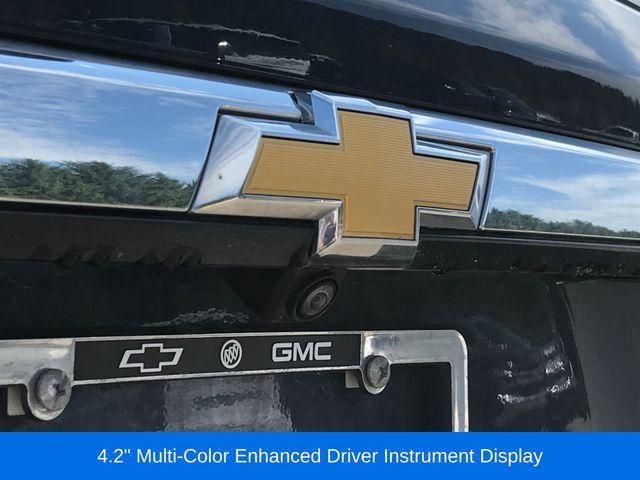 Photo of 2023 Northsky Blue Metallic Chevrolet Traverse