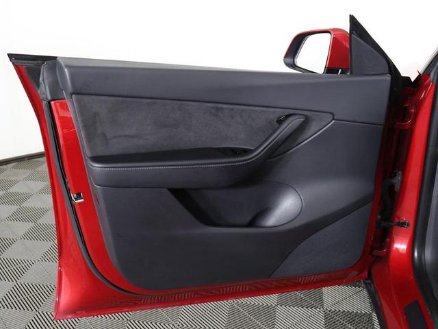 Photo of 2021 Red Multi-Coat Tesla Model Y