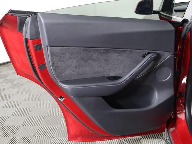 Photo of 2021 Red Multi-Coat Tesla Model Y