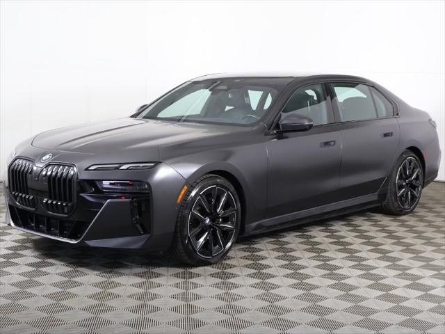 Photo of 2023 Frozen Deep Gray BMW i7