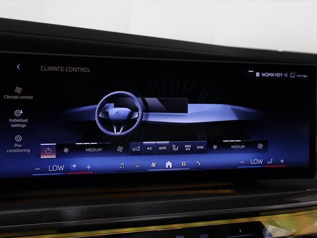 Photo of 2023 Frozen Deep Gray BMW i7