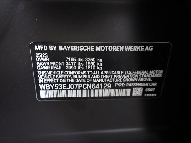 Photo of 2023 Frozen Deep Gray BMW i7