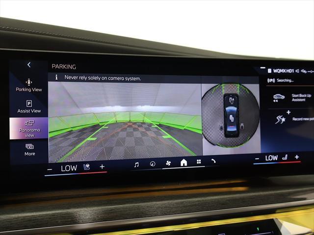 Photo of 2023 Frozen Deep Gray BMW i7