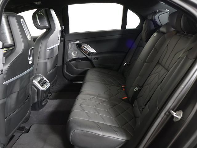 Photo of 2023 Frozen Deep Gray BMW i7