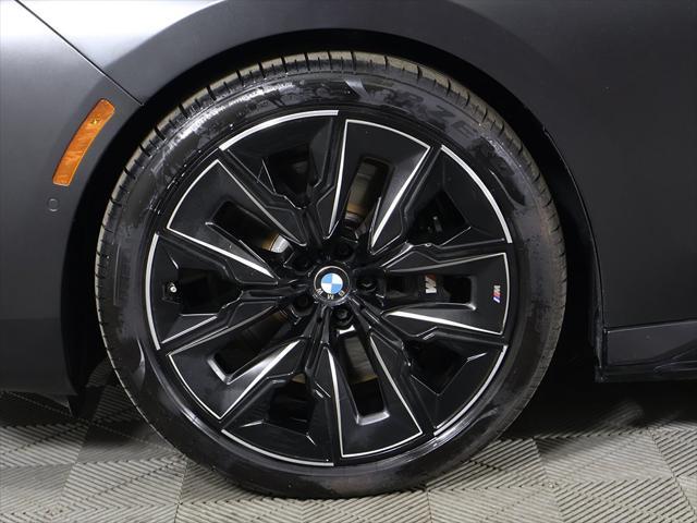 Photo of 2023 Frozen Deep Gray BMW i7