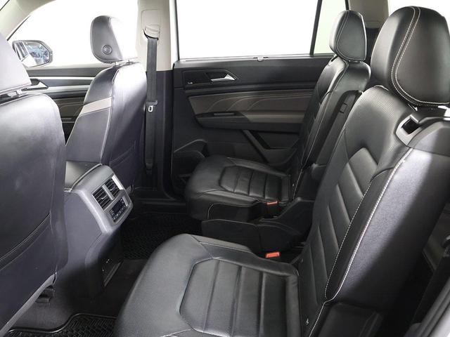 Photo of 2022 Pure White Volkswagen Atlas