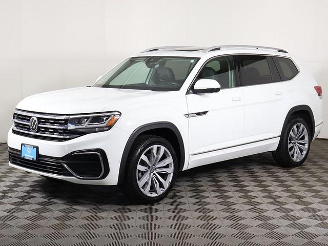 Photo of 2022 Pure White Volkswagen Atlas