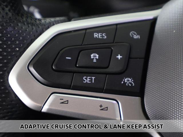 Photo of 2022 Pure White Volkswagen Atlas