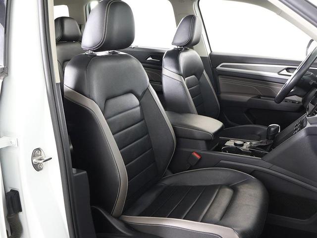 Photo of 2022 Pure White Volkswagen Atlas