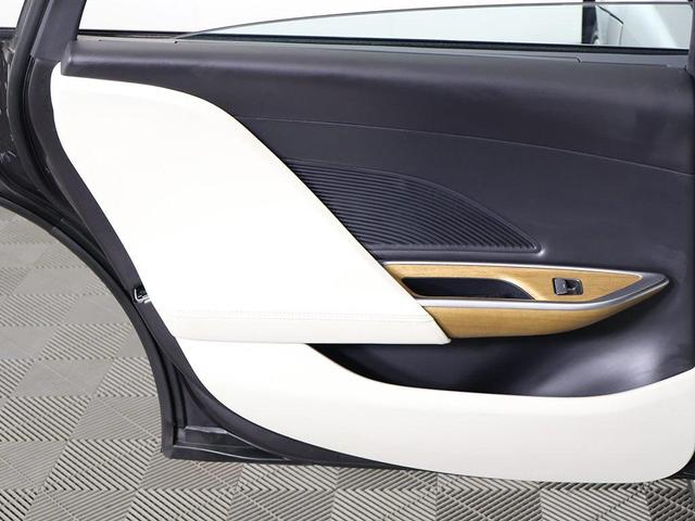 Photo of 2023 Quantum Gray Metallic Lucid Air