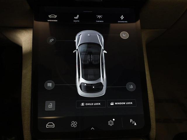 Photo of 2023 Quantum Gray Metallic Lucid Air