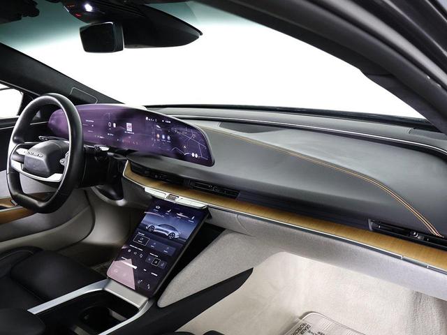 Photo of 2023 Quantum Gray Metallic Lucid Air