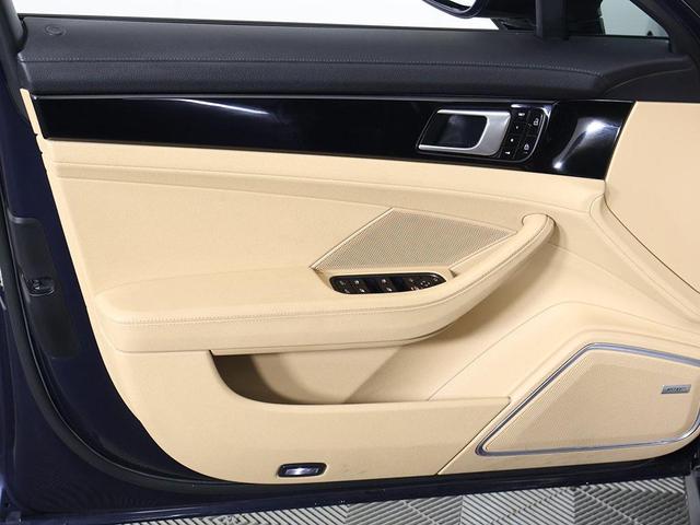 Photo of 2021 Night Blue Metallic Porsche Panamera