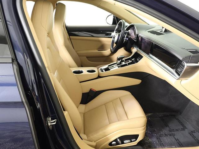 Photo of 2021 Night Blue Metallic Porsche Panamera