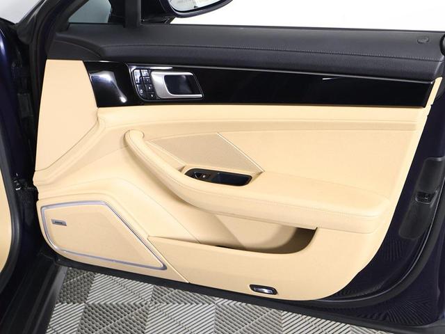 Photo of 2021 Night Blue Metallic Porsche Panamera