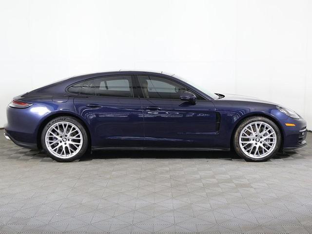 Photo of 2021 Night Blue Metallic Porsche Panamera