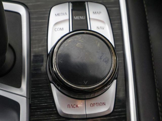 Photo of 2022 Black Sapphire Metallic BMW 750