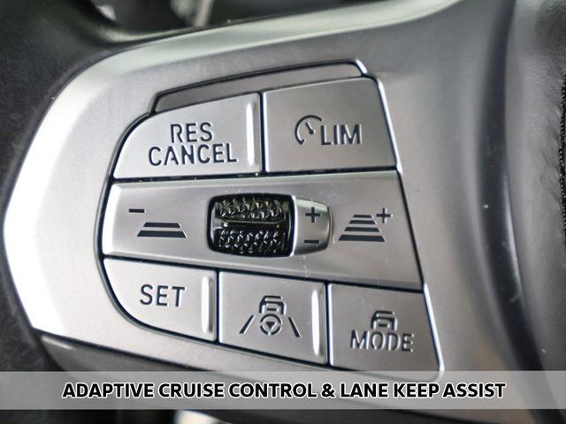Photo of 2022 Black Sapphire Metallic BMW 750