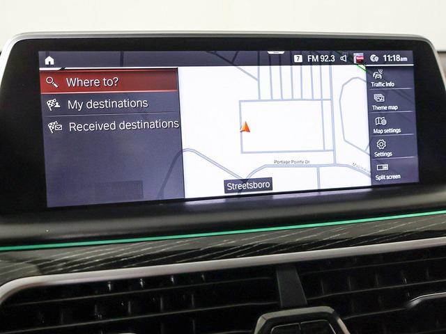 Photo of 2022 Black Sapphire Metallic BMW 750