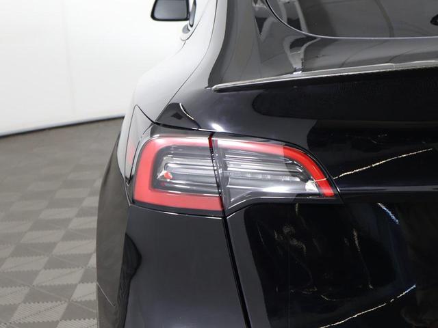 Photo of 2022 Solid Black Tesla Model Y