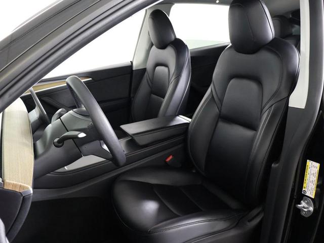 Photo of 2022 Solid Black Tesla Model Y