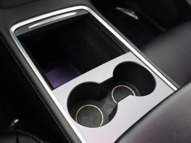 Photo of 2022 Solid Black Tesla Model Y