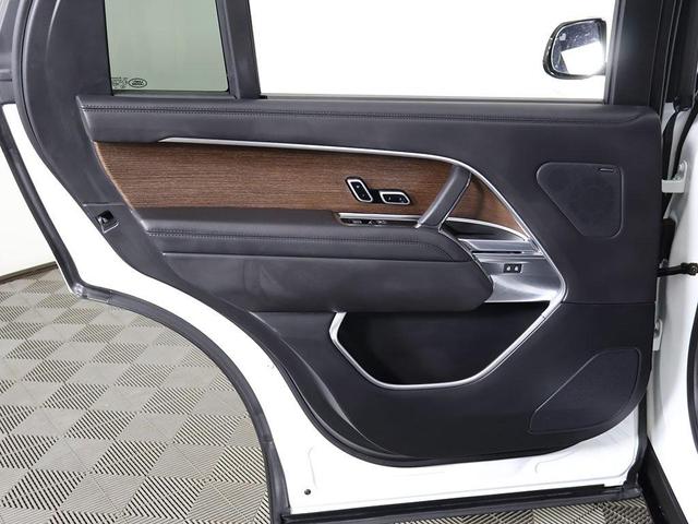 Photo of 2023 Fuji White Land Rover Range Rover